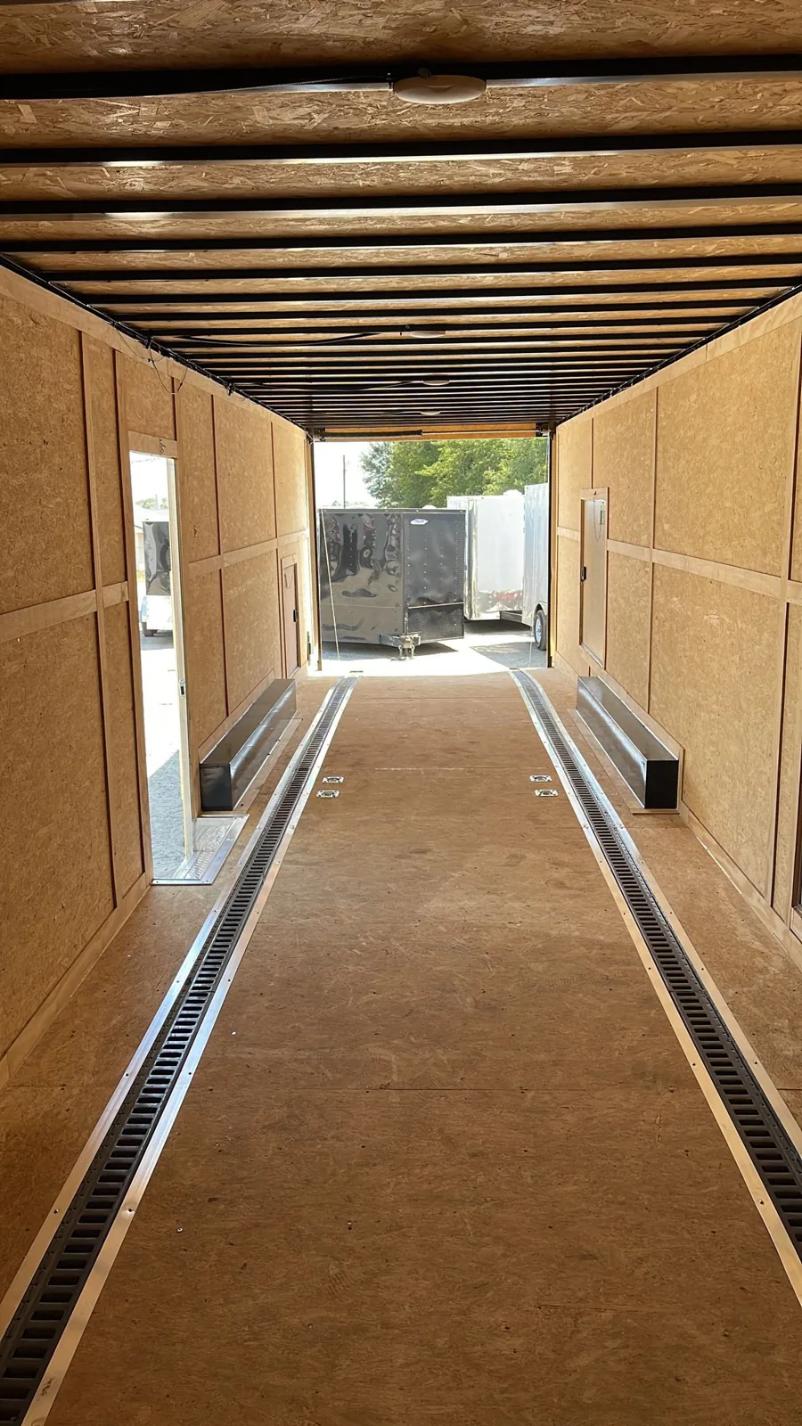 Front V-nose of an enclosed trailer with ATP nose guard